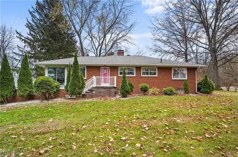 1965 Portage Line Rd, Mogadore, OH 44260