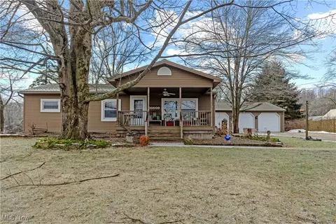13281 Berlin Station Rd, Berlin Center, OH 44401
