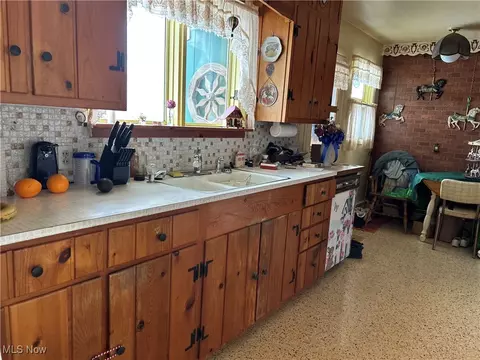 721 Garrison Rd, Ashtabula, OH 44004 photo 12