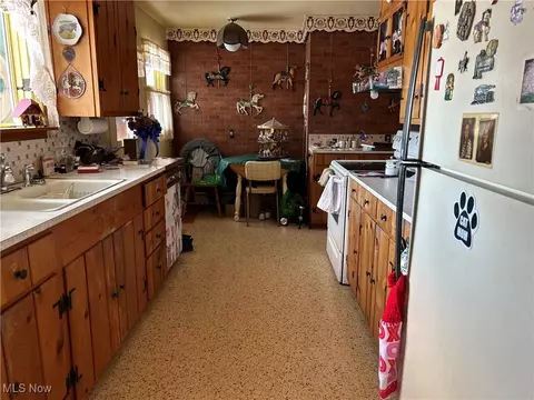 721 Garrison Rd, Ashtabula, OH 44004 photo 11