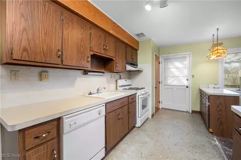 Kitchen - Undisclosed, Berea, OH 44017 photo 1 of 3