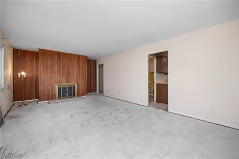 Living - Undisclosed, Berea, OH 44017 photo 1 of 6