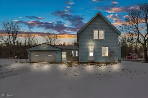 338 Chestnut St, Geneva, OH 44041
