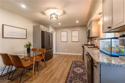 Kitchen - 238 Wilson St, Struthers, OH 44471 photo 3 of 3