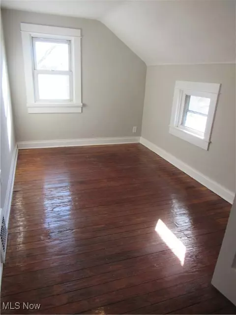 693 Cato Ave, Akron, OH 44310 photo 13