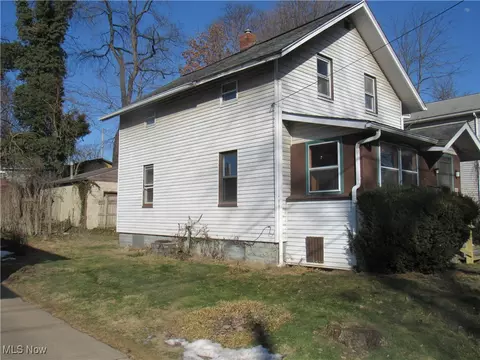 693 Cato Ave, Akron, OH 44310 photo 21