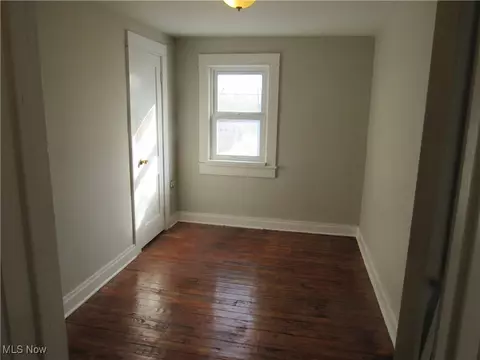 693 Cato Ave, Akron, OH 44310 photo 16