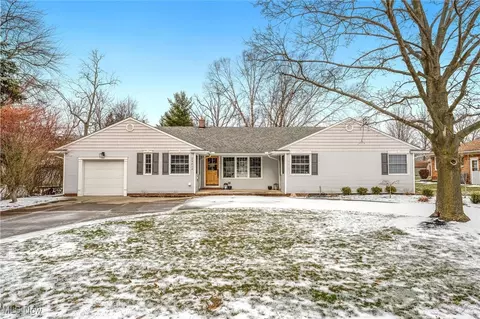 24914 Wolf Rd, Bay Village, OH 44140