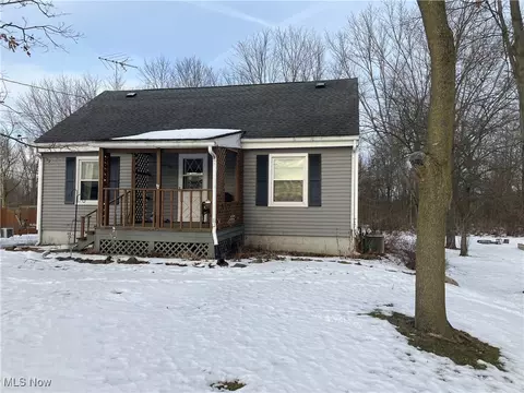 112 Sunset Dr, Lodi, OH 44254
