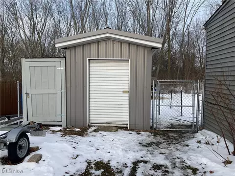112 Sunset Dr, Lodi, OH 44254 photo 3