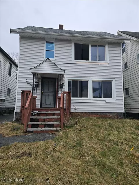 3055 E 121st St, Cleveland, OH 44120