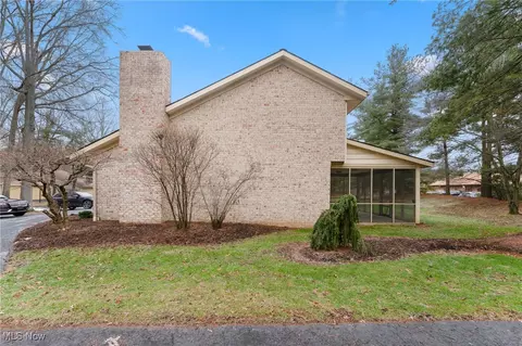 1260 Boardman-canfield Rd # 29, Boardman, OH 44512 photo 3