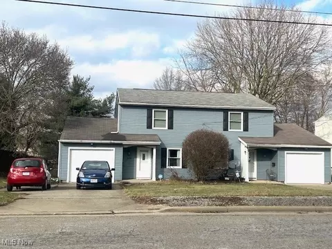 517 SW 519 Sw Harmon St, North Canton, OH 44720