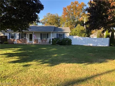 3985 Atlantic Ave, Ashtabula, OH 44004 photo 2