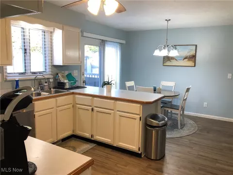 3985 Atlantic Ave, Ashtabula, OH 44004 photo 10