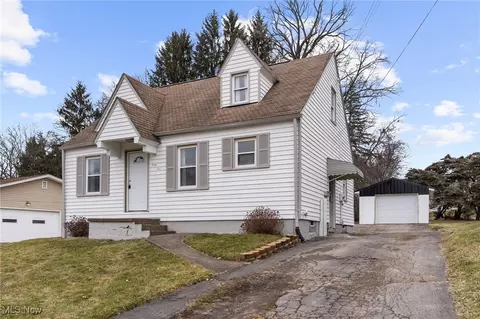 41 Wetmore Dr, Struthers, OH 44471