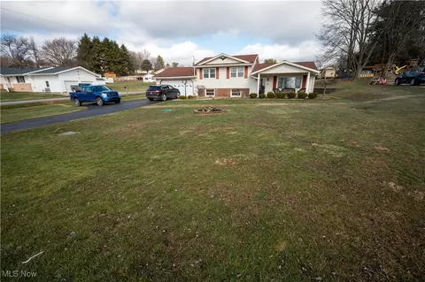 50336 Stagecoach Rd, East Liverpool, OH 43920