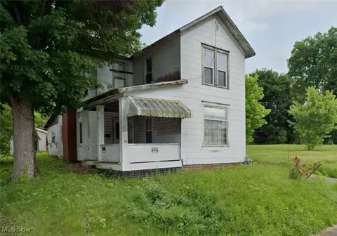 14 Hall St, Roseville, OH 43777