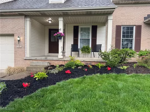 1145 Cookhill Cir, Akron, OH 44312