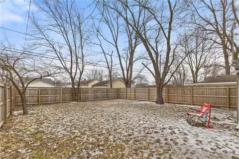 371 Abbe Rd N, Elyria, OH 44035 photo 20