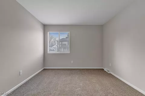 Bedroom - 35007 S Turtle Trl #C, Willoughby, OH 44094 photo 4 of 4
