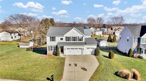 3755 Lake Center St NW, Uniontown, OH 44685