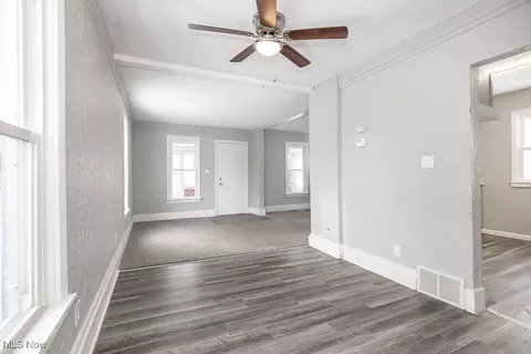 Entry Way - 1625 E 34th St, Lorain, OH 44055 photo 1 of 3