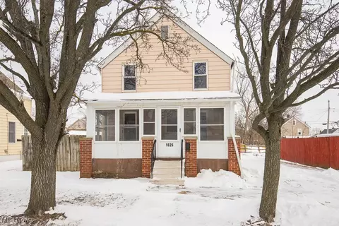 1625 E 34th St, Lorain, OH 44055