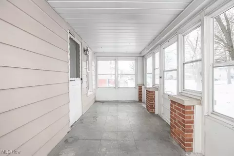 Exterior - 1625 E 34th St, Lorain, OH 44055 photo 3 of 4