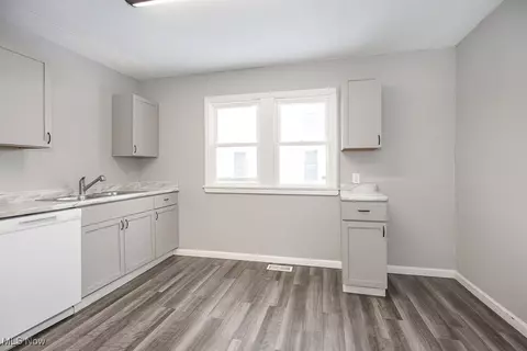 Kitchen - 1625 E 34th St, Lorain, OH 44055 photo 1 of 1