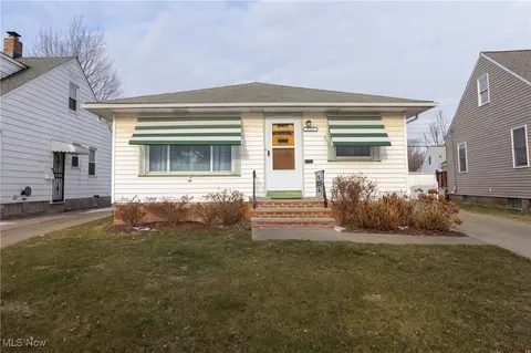 4354 Redding Rd, Cleveland, OH 44109