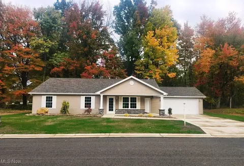 603 S Raccoon Rd #61, Austintown, OH 44515