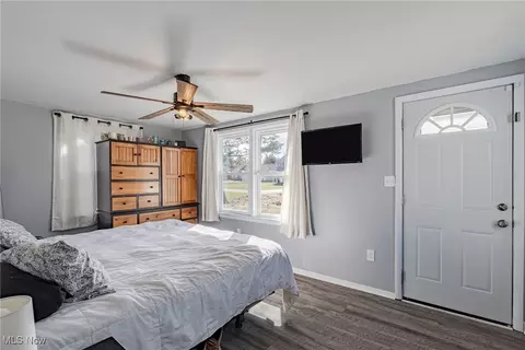 Bedroom - 2964 Rockefeller Rd, Willoughby Hills, OH 44092 photo 1 of 6