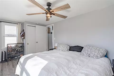 Bedroom - 2964 Rockefeller Rd, Willoughby Hills, OH 44092 photo 2 of 6