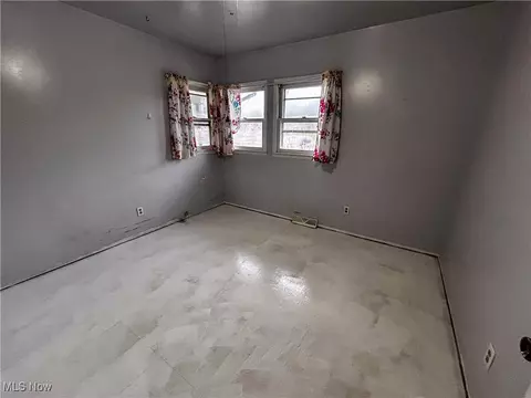 Bedroom - 10375 Williams Rd, Diamond, OH 44412 photo 5 of 5
