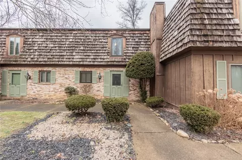 200 Granger Rd #73, Medina, OH 44256