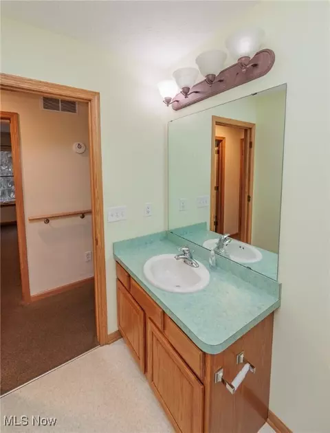 118 Ashfield Ct, Elyria, OH 44035 photo 24