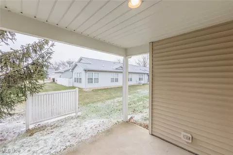 118 Ashfield Ct, Elyria, OH 44035 photo 36