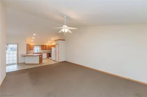 118 Ashfield Ct, Elyria, OH 44035 photo 5
