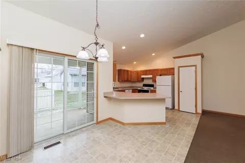 118 Ashfield Ct, Elyria, OH 44035 photo 18
