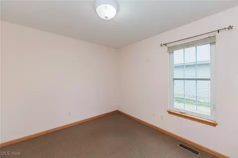 118 Ashfield Ct, Elyria, OH 44035 photo 25