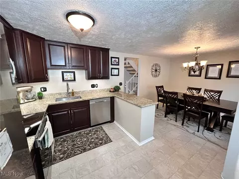 Kitchen - 7383 Willow Run Dr, Mentor, OH 44060 photo 1 of 4