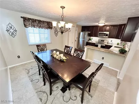 Dining - 7383 Willow Run Dr, Mentor, OH 44060 photo 2 of 2