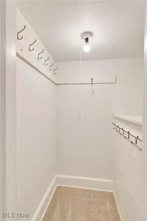 233 E 15th St, Dover, OH 44622 photo 17