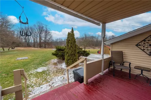 Exterior - 2893 W River Rd N, Elyria, OH 44035 photo 3 of 9