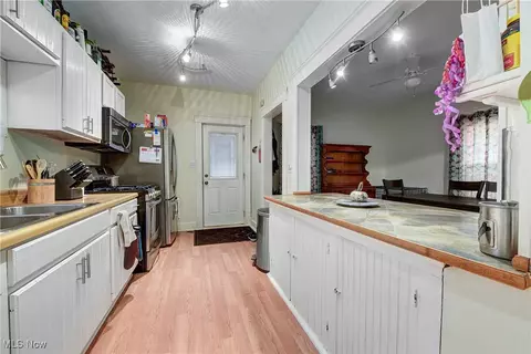 Kitchen - 2893 W River Rd N, Elyria, OH 44035 photo 1 of 3