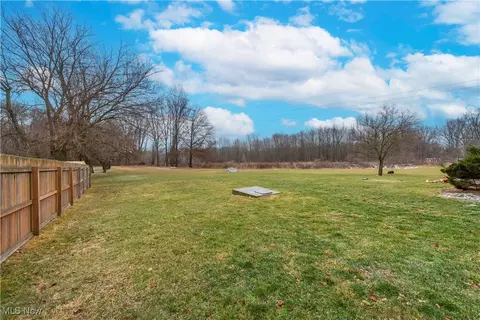 Exterior - 2893 W River Rd N, Elyria, OH 44035 photo 5 of 9