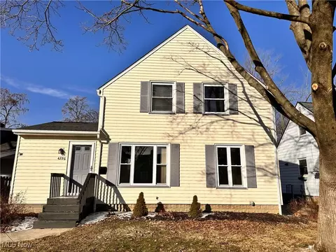 4296 W 224th St, Fairview Park, OH 44126