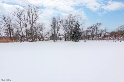 6739 Lake Ave, Elyria, OH 44035 photo 46