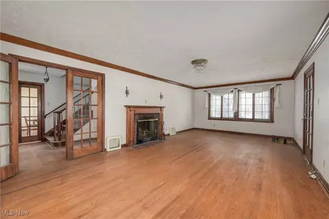 6739 Lake Ave, Elyria, OH 44035 photo 9